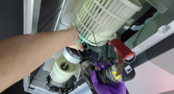 正淩精密工業股份有限公司 Nextronics Engineering Corp. / 辦公室空調 冷氣清洗